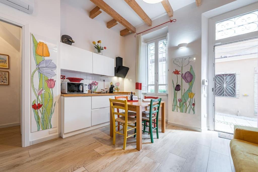 Charming House Con Doccia Sensoriale E Cortile Interno - Centro Storico Apartment Cagliari Exterior foto